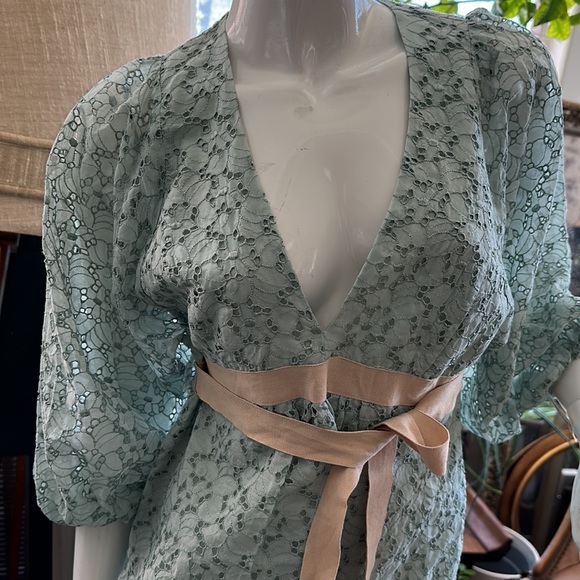 Dresses & Skirts - Silk eyelet Fully lined dress New Pastel Empire waist Sash Ribbon tie back